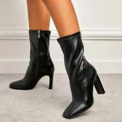 Solid Color Simple Zip Through Boots -Prettytina C22021503 BK 2