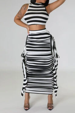 Striped Cute Tie Back Side Ruffle Dress Suit -Prettytina C23031066 BK 2