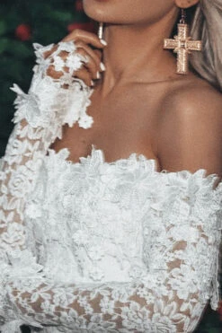 Floral Applique Rocking Bandeau Lace Mini Dress 5 Floral Applique Rocking Bandeau Lace Mini Dress -Prettytina H23042471 WH 3