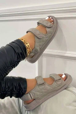 Solid Color Classic Velcro Chunky Sandals 6 Solid Color Classic Velcro Chunky Sandals -Prettytina H23061609 AS 1