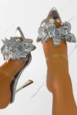 3D Flower Decor Elegant Pointed Toe Sandals 5 3D Flower Decor Elegant Pointed Toe Sandals -Prettytina H23061648 SI 1