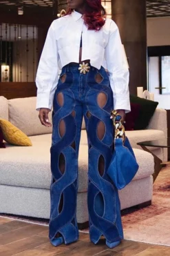 Solid Color Unique Hollow-Out Denim Jeans With Metal Buckle